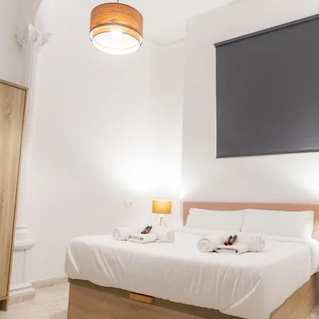 L&g Altamira Apartment